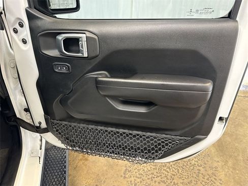 Used 2021 Jeep Wrangler Unlimited Sport image 25