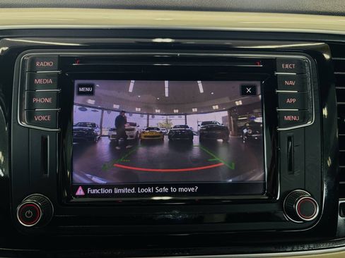 Used 2019 Volkswagen Beetle 2.0T Final Edition SEL FWD image 48