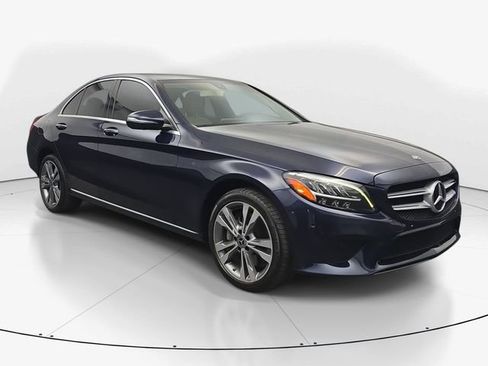 Used 2019 Mercedes-Benz C 300 4MATIC Sedan image 2