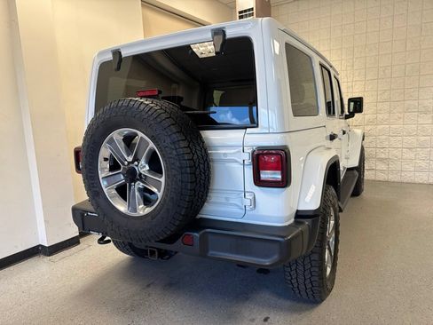 Used 2021 Jeep Wrangler Unlimited Sahara AWD/4WD image 44
