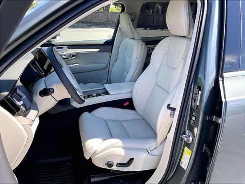 New 2027 Volvo XC90 B6 Ultra AWD/4WD image 11