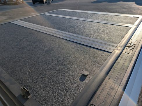 Used 2018 GMC Sierra 1500 Denali image 20