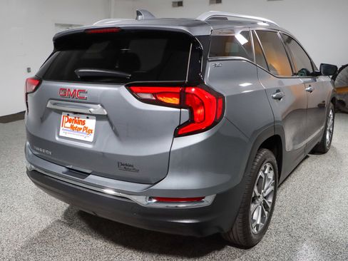 Used 2020 GMC Terrain SLT w/ Preferred Package image 7