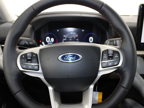 New 2026 Ford Explorer Active RWD image 34