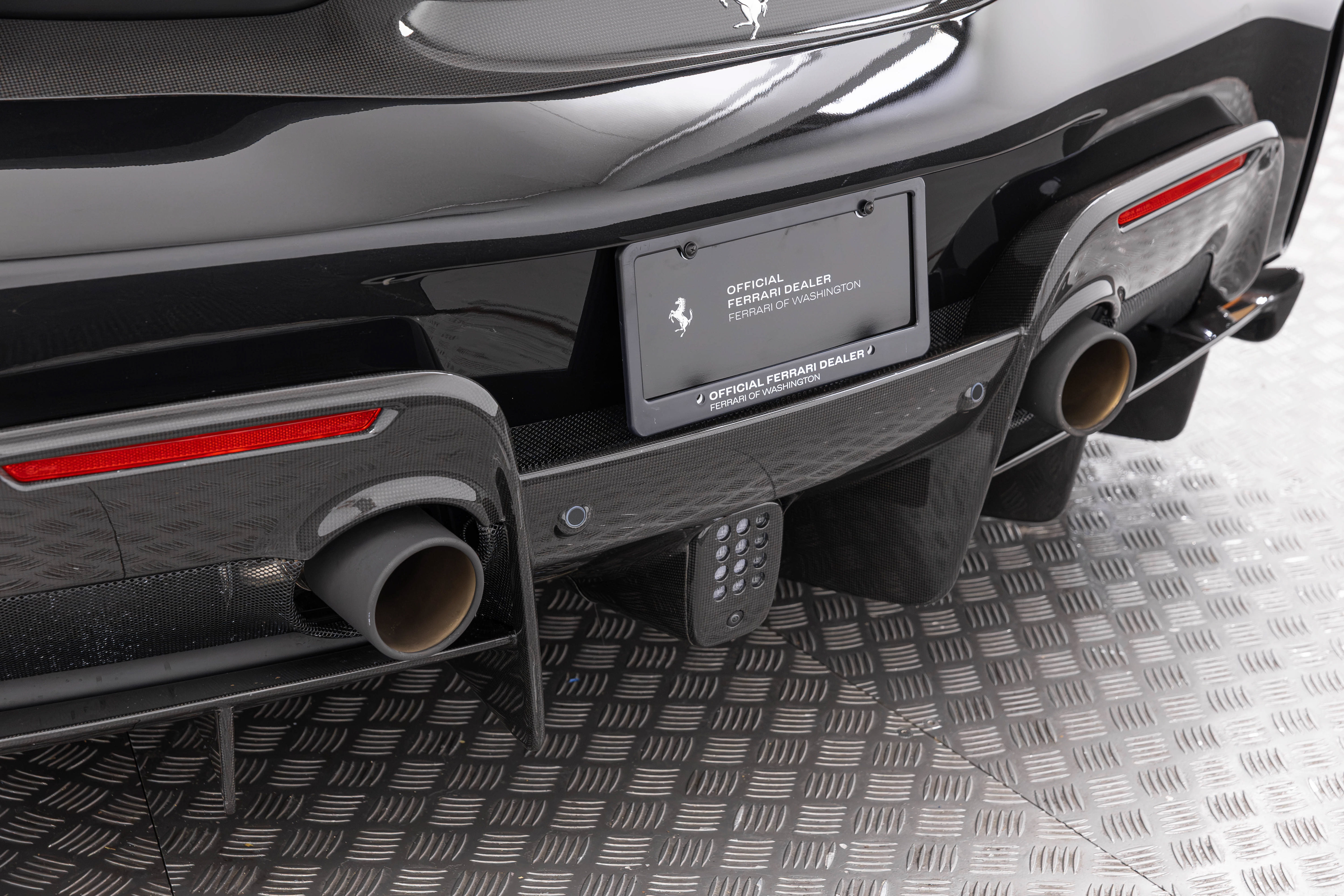 Used 2019 Ferrari 488 Pista Coupe RWD image 63