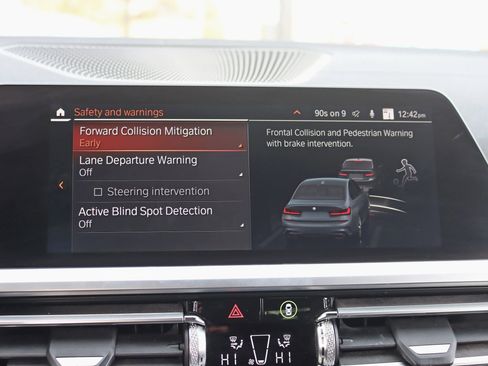 Used 2020 BMW M340i xDrive w/ Premium Package image 28