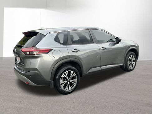 Used 2023 Nissan Rogue SV AWD/4WD image 3