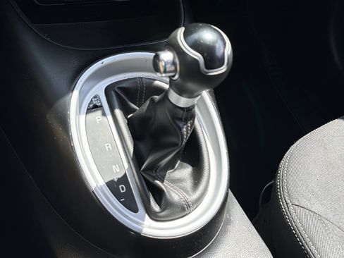 Used 2019 Kia Soul + FWD image 23