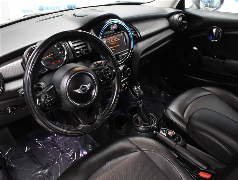 Used 2015 MINI Cooper 2-Door Hardtop FWD image 7