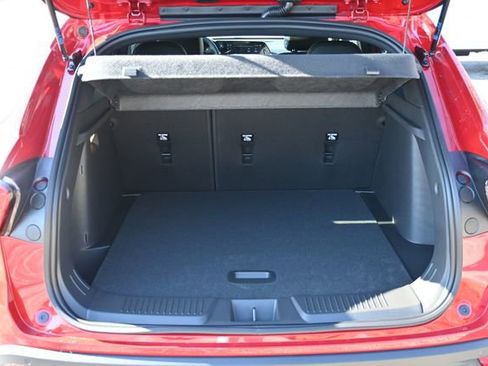 New 2026 Chevrolet Trax RS w/ Sunroof Package image 23