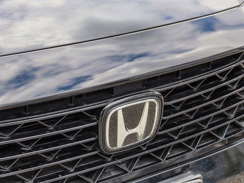 Used 2023 Honda Accord EX image 13
