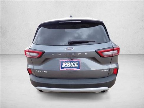 Used 2023 Ford Escape Active AWD/4WD image 3