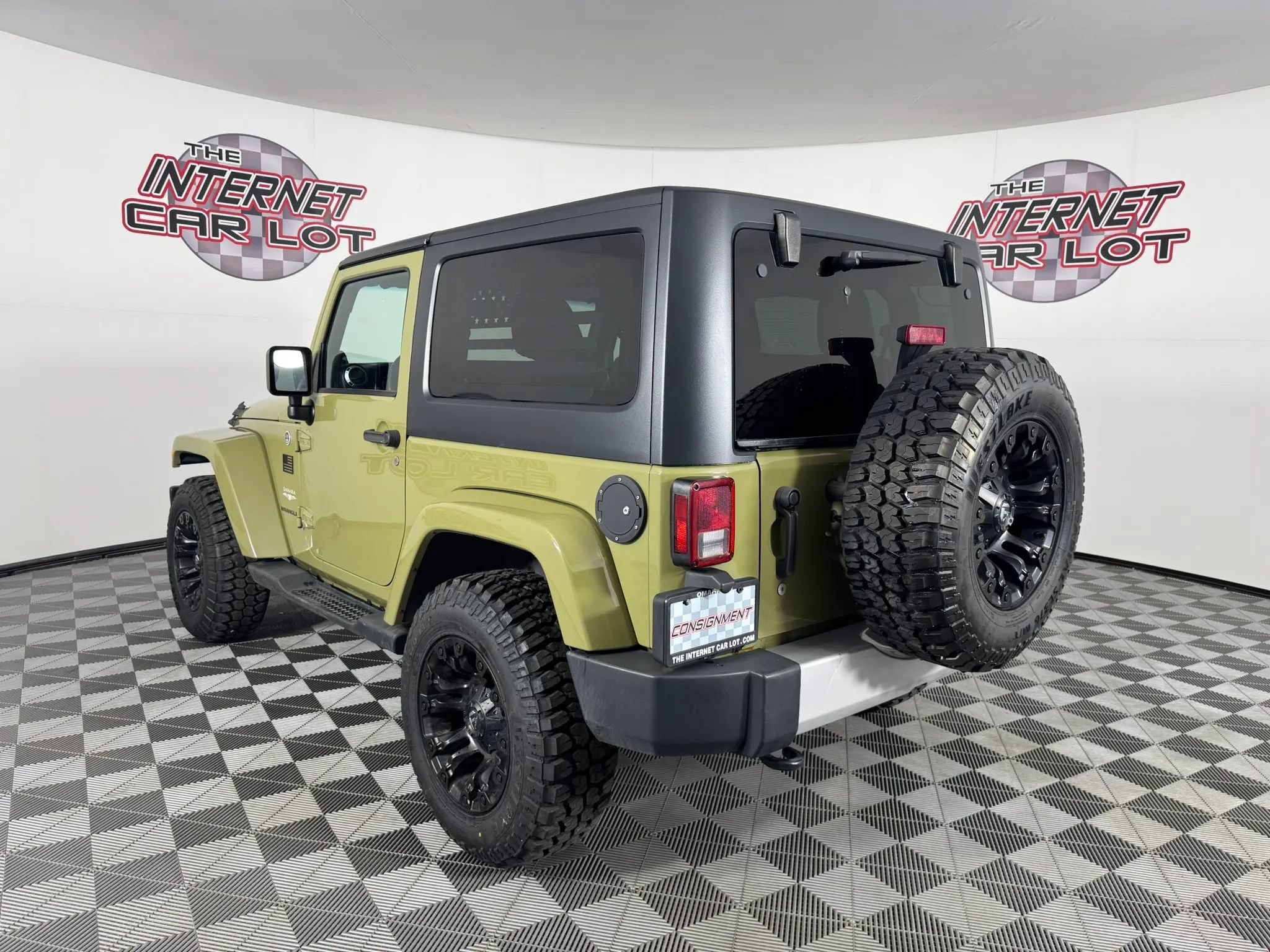 Used 2013 Jeep Wrangler Sahara w/ Connectivity Group AWD/4WD image 5