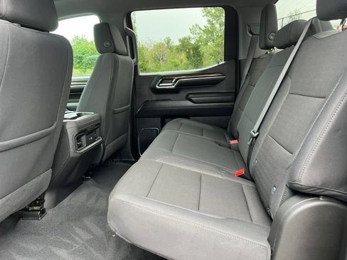 Used 2024 Chevrolet Silverado 1500 RST AWD/4WD image 5