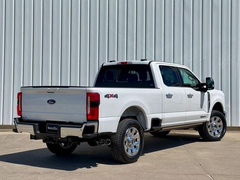 New 2026 Ford F250 4x4 Crew Cab Super Duty image 6