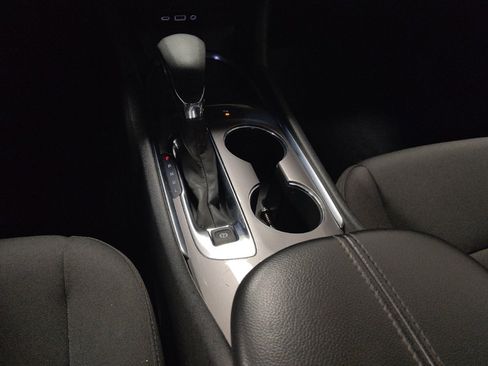 Used 2025 Chevrolet Malibu LT FWD image 26