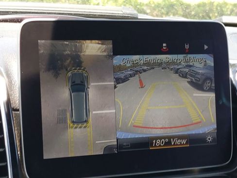 Used 2019 Mercedes-Benz GLS 450 4MATIC image 18