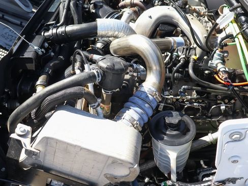 Used 2021 Ford F650 2WD Regular Cab Super Duty image 13