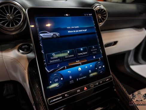 Used 2025 Mercedes-Benz AMG GT 63 image 21