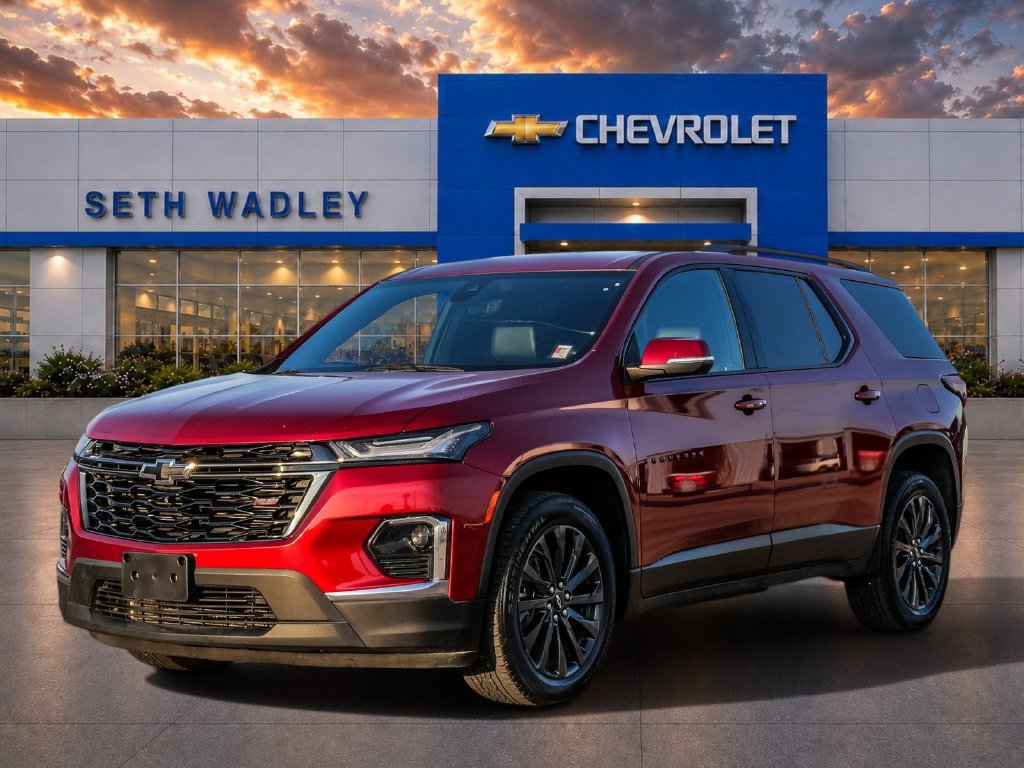 Used 2022 Chevrolet Traverse RS w/ LPO, Floor Liner Package FWD image 3