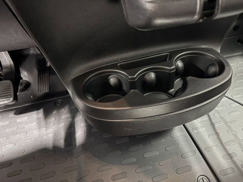 New 2024 RAM ProMaster 3500 w/ Convenience Group FWD image 40