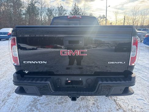 Used 2019 GMC Canyon Denali image 9