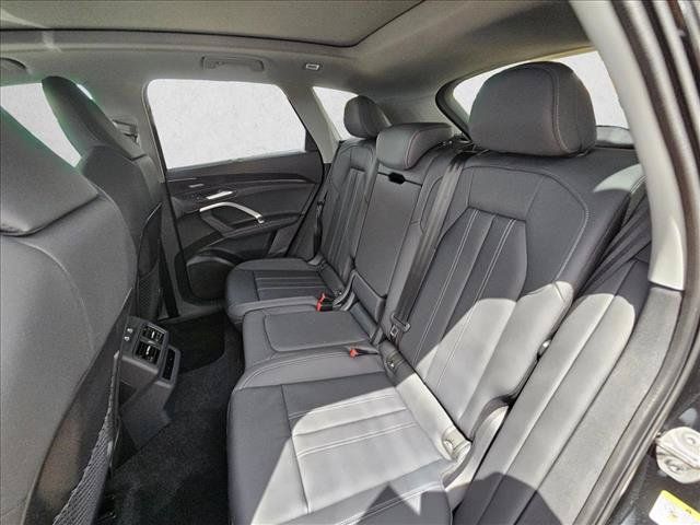 New 2026 Audi Q5 Premium AWD/4WD image 15