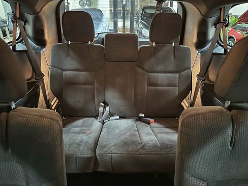 Used 2017 Dodge Grand Caravan SE image 39