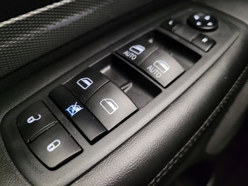 Used 2019 Dodge Durango GT w/ Blacktop Package RWD image 27