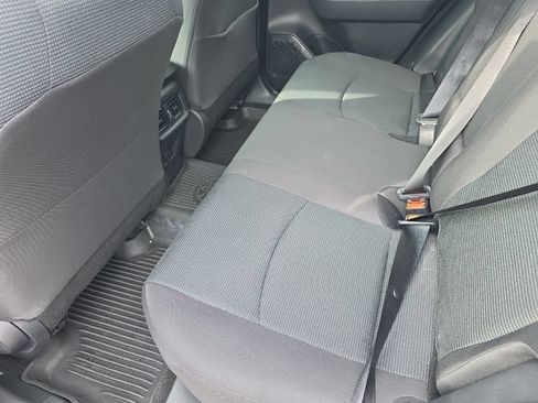 Used 2025 Toyota RAV4 LE AWD/4WD image 10