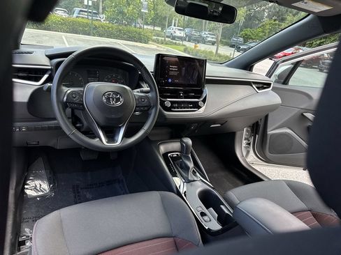 Used 2025 Toyota Corolla SE FWD image 35