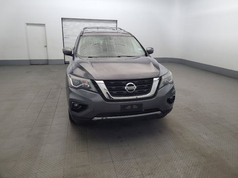 Used 2017 Nissan Pathfinder SV w/ SV Cold Weather Package AWD/4WD image 14