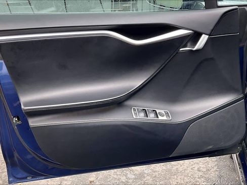 Used 2017 Tesla Model S 75 image 24