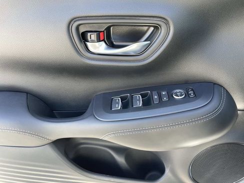 New 2026 Honda HR-V EX-L image 16