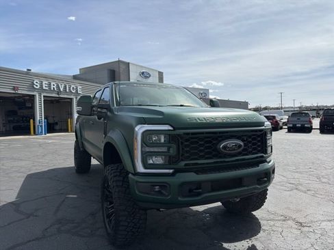 New 2026 Ford F250 Lariat w/ Black Appearance Package AWD/4WD image 5