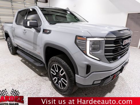 Used 2024 GMC Sierra 1500 AT4 w/ AT4 Preferred Package AWD/4WD image 6