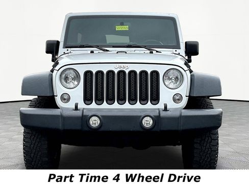 Used 2018 Jeep Wrangler Unlimited Sport S AWD/4WD image 2