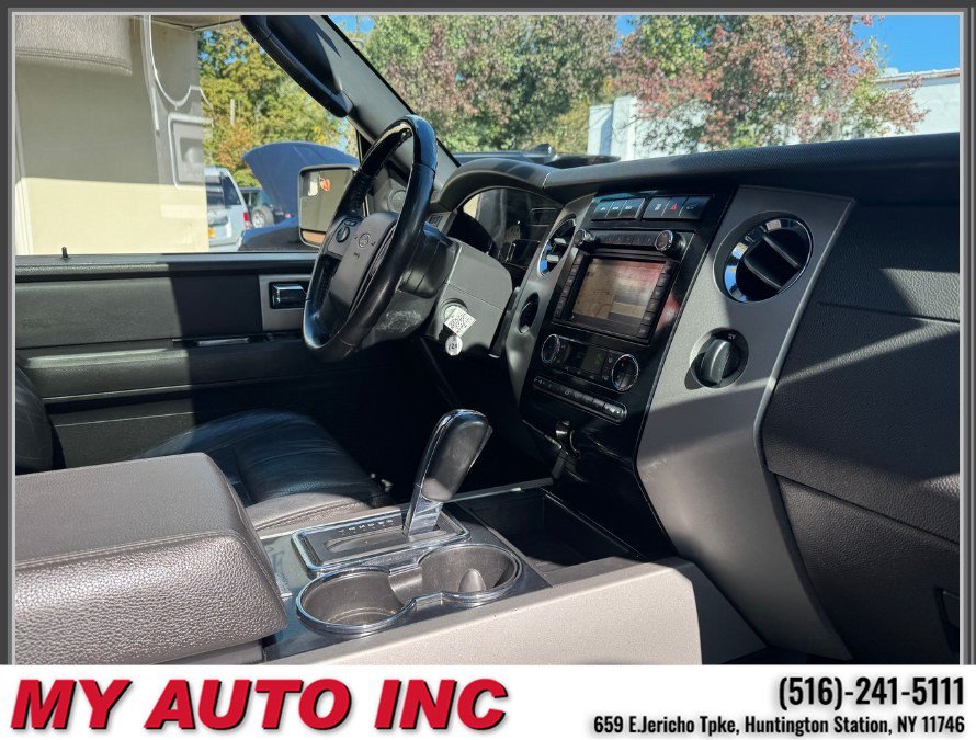 Used 2012 Ford Expedition Limited AWD/4WD image 26