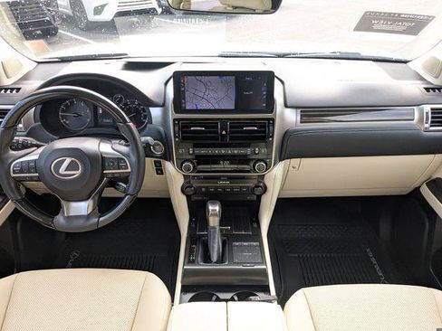 Certified 2023 Lexus GX 460 Premium w/ Premium Package AWD/4WD image 17