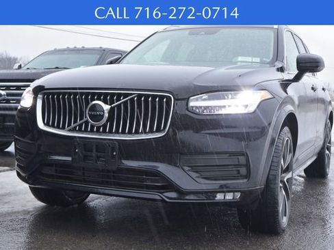 Used 2020 Volvo XC90 T6 Momentum w/ Protection Package Premier image 3