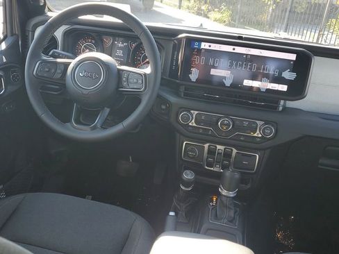 New 2026 Jeep Gladiator Sport image 11
