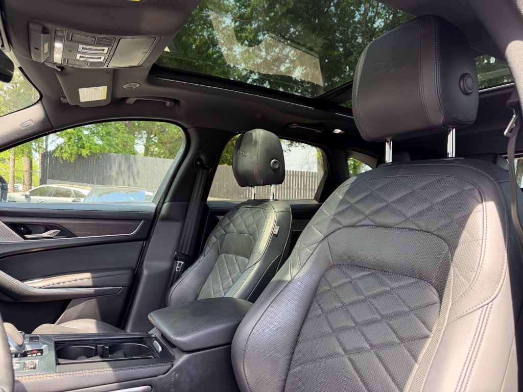 Used 2021 Jaguar F-PACE S AWD/4WD image 12