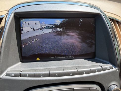Used 2012 Buick LaCrosse Premium FWD image 31