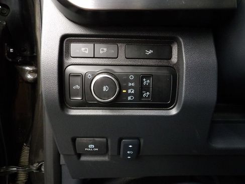 Used 2024 Ford F350 Lariat w/ Lariat Ultimate Package AWD/4WD image 50