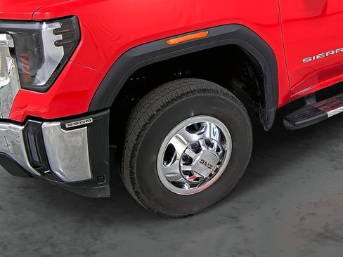 Used 2024 GMC Sierra 3500 SLE w/ SLE Convenience Package image 7