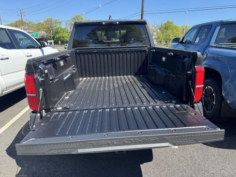 New 2026 Toyota Tacoma Limited AWD/4WD image 11