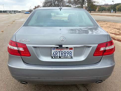 Used 2011 Mercedes-Benz E 350 Sedan image 4