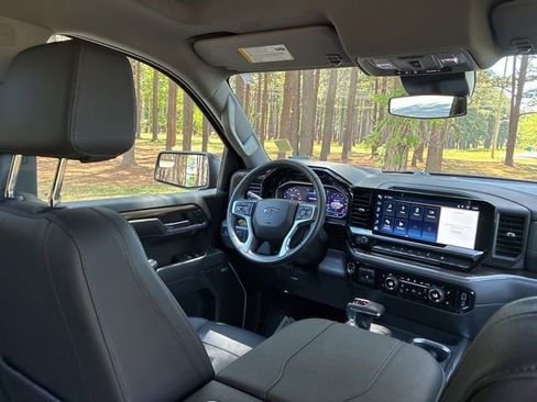Used 2024 Chevrolet Silverado 1500 RST w/ Convenience Package II AWD/4WD image 23