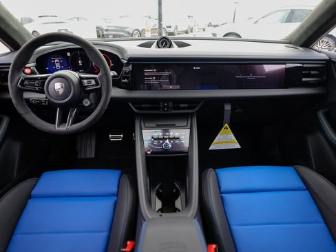 New 2025 Porsche Macan Turbo Electric image 23