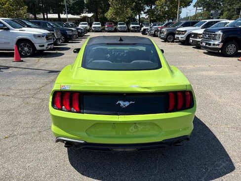 Certified 2020 Ford Mustang Coupe RWD image 6